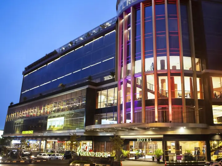 Семаранг: Grand Edge Hotel Semarang