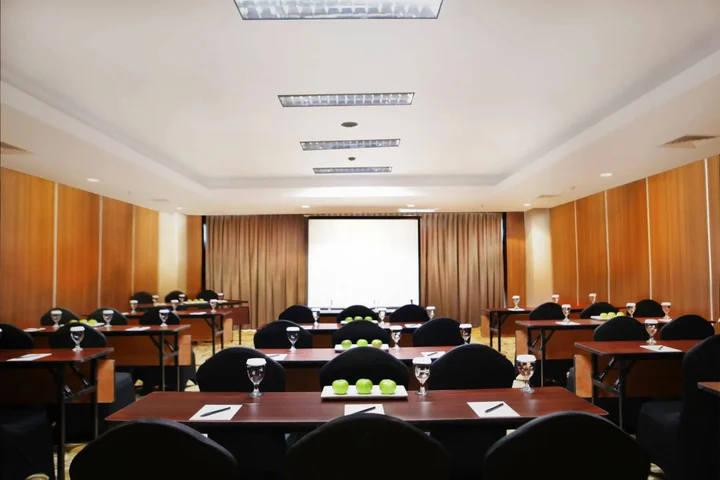 Семаранг: Grand Edge Hotel Semarang