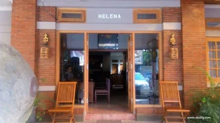 Маланг: Helena Guest House