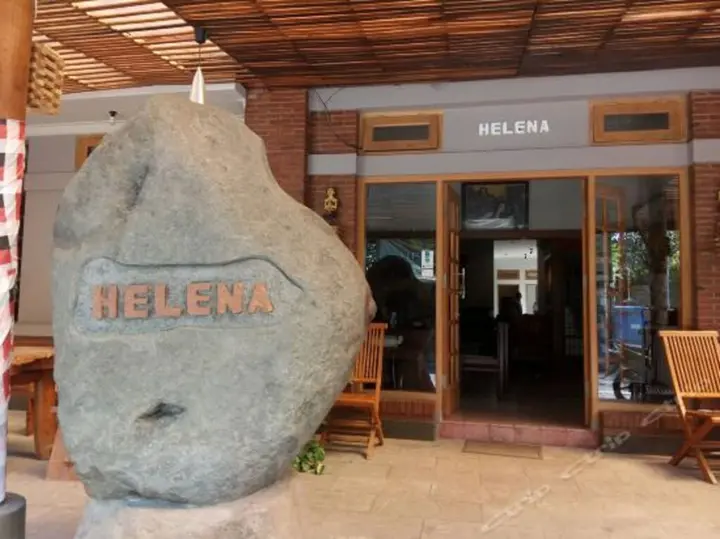 Маланг: Helena Guest House
