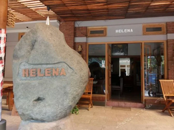 Маланг: Helena Guest House