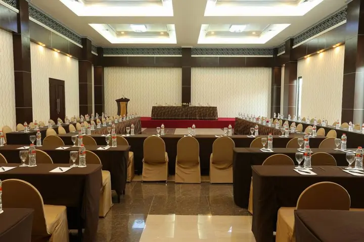 Джокьякарта: Pandanaran Prawirotaman Yogyakarta