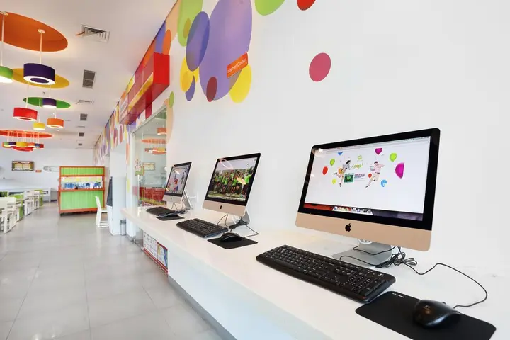 Сурабая: POP! Hotel Gubeng Surabaya