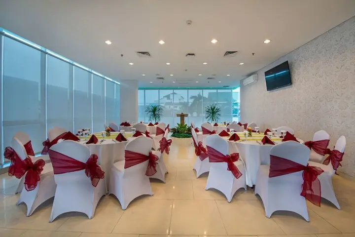 Баликпапан: Whiz Prime Hotel Balikpapan