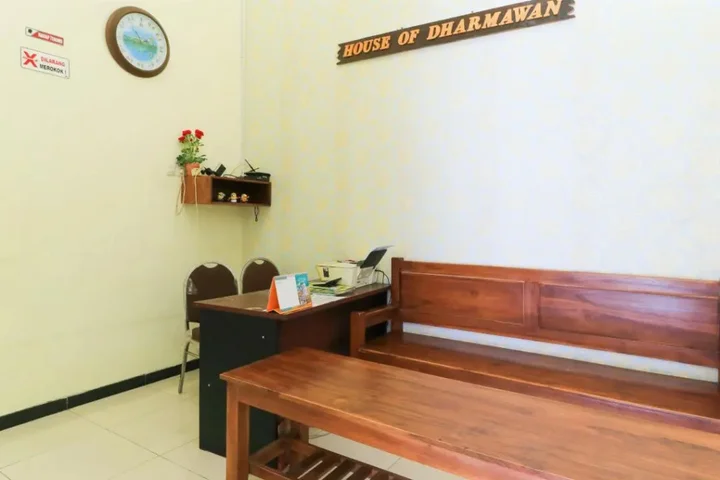 Сурабая: House of Dharmawan