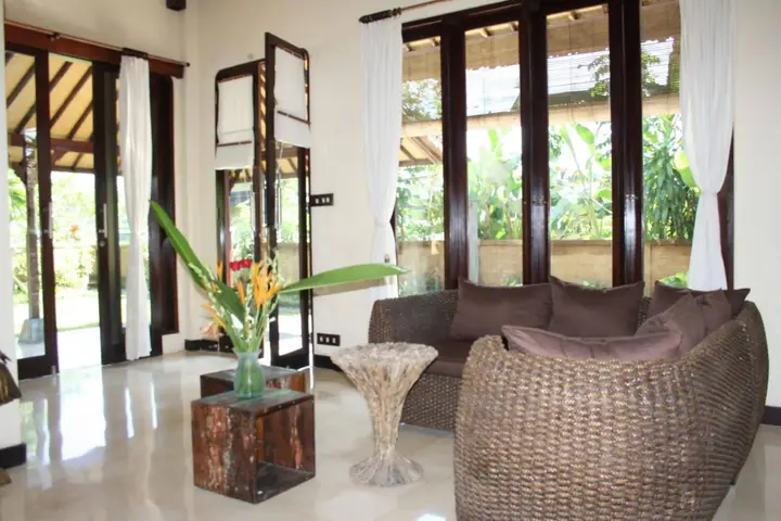 Убуд: Rumah Dadong