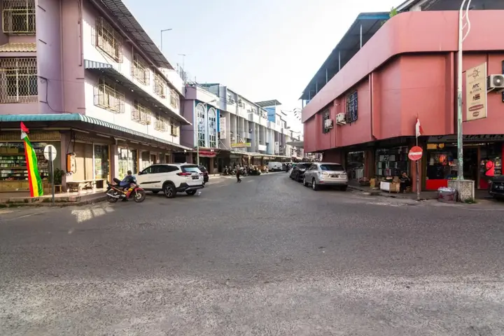 Батам: Lovina Inn Nagoya Batam