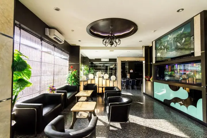 Батам: Lovina Inn Nagoya Batam