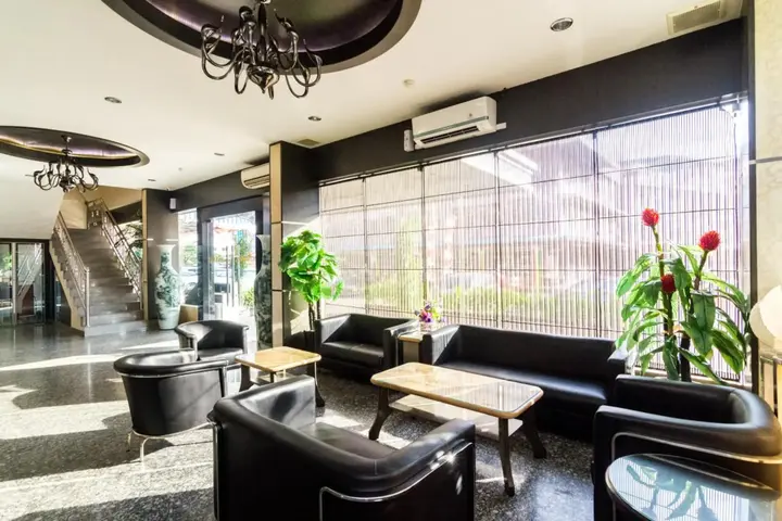 Батам: Lovina Inn Nagoya Batam