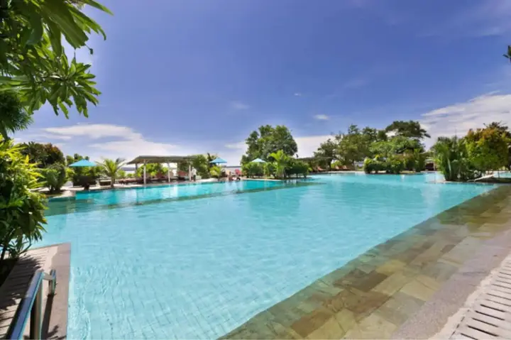 Беноа: Peninsula Bay Resort