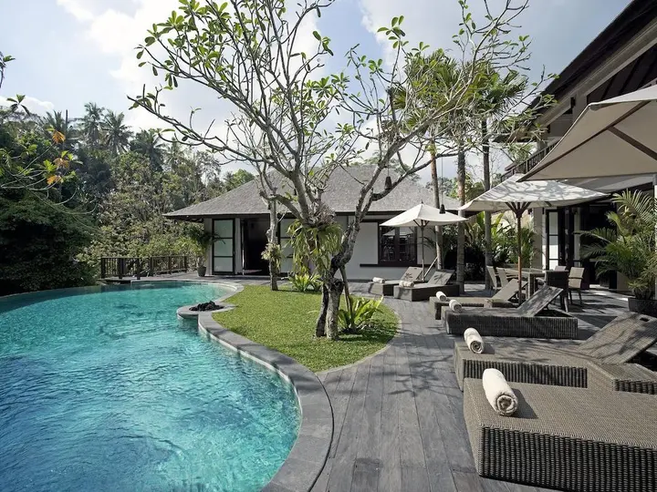 Табанан: Villa Iskandar