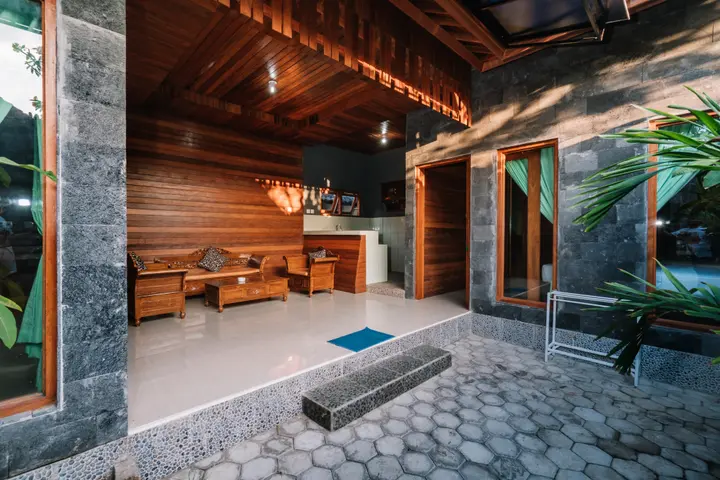 Лембонган-Айленд: D and B Bungalow's by DeWizZ Management