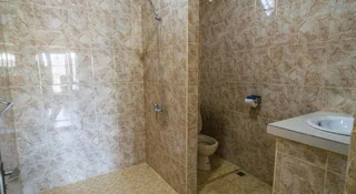 Чангу: Koming Guest House