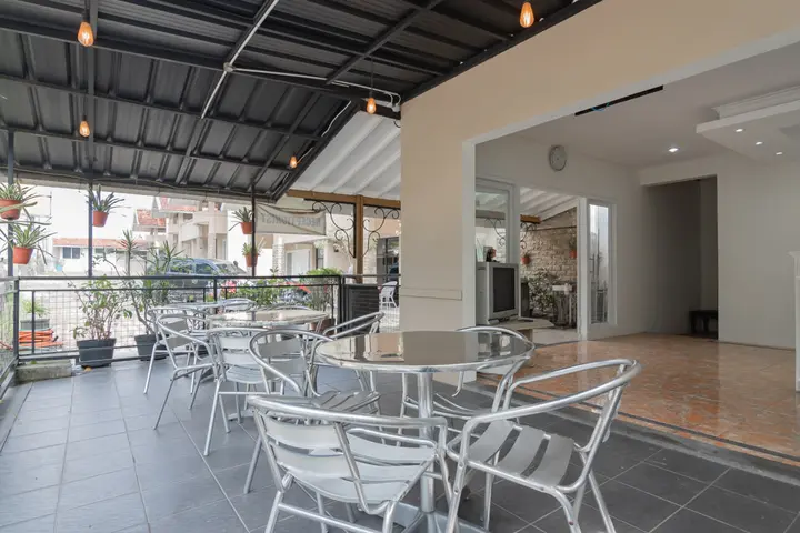 Бандунг: Rossan Villa