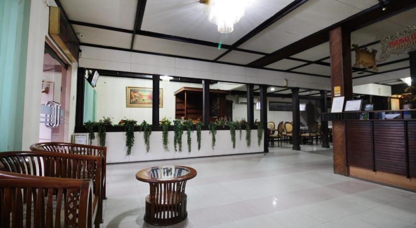 Самаринда: Hotel Andhika