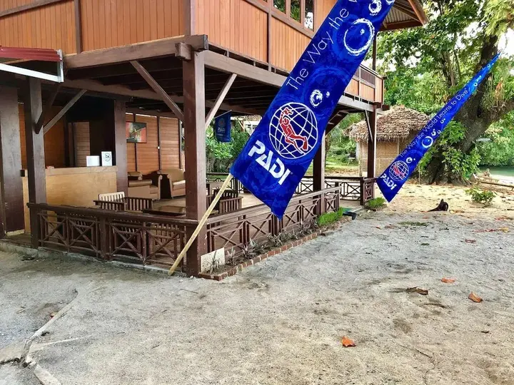 Вори: Bunaken Kuskus Resort
