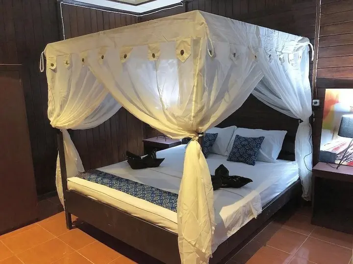 Вори: Bunaken Kuskus Resort