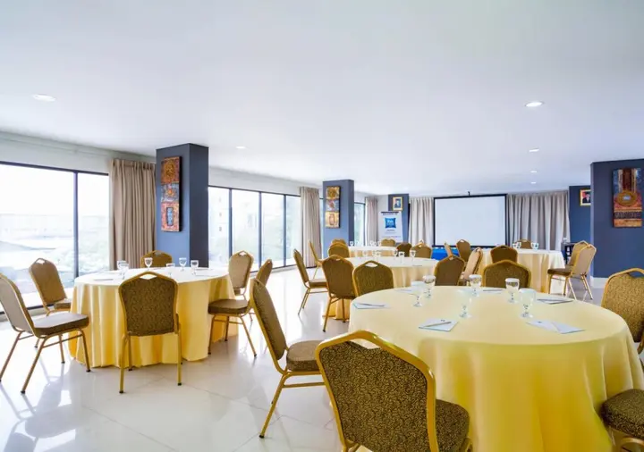 Джакарта: Mercure Jakarta Grogol