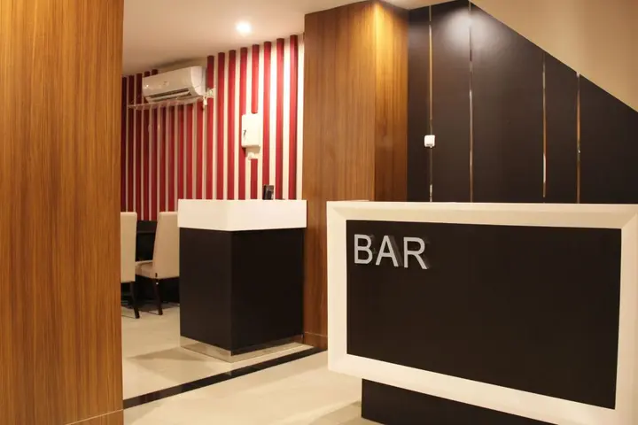 Сурабая: Luxpoint Hotel Surabaya
