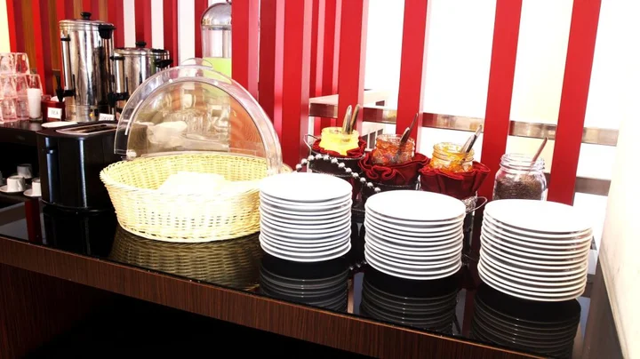 Сурабая: Luxpoint Hotel Surabaya