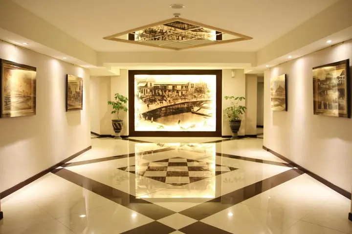 Сурабая: Varna Culture Hotel Soerabaia Surabaya