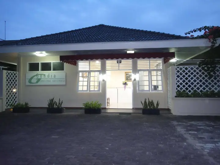 Джакарта: Gondia International Guest House