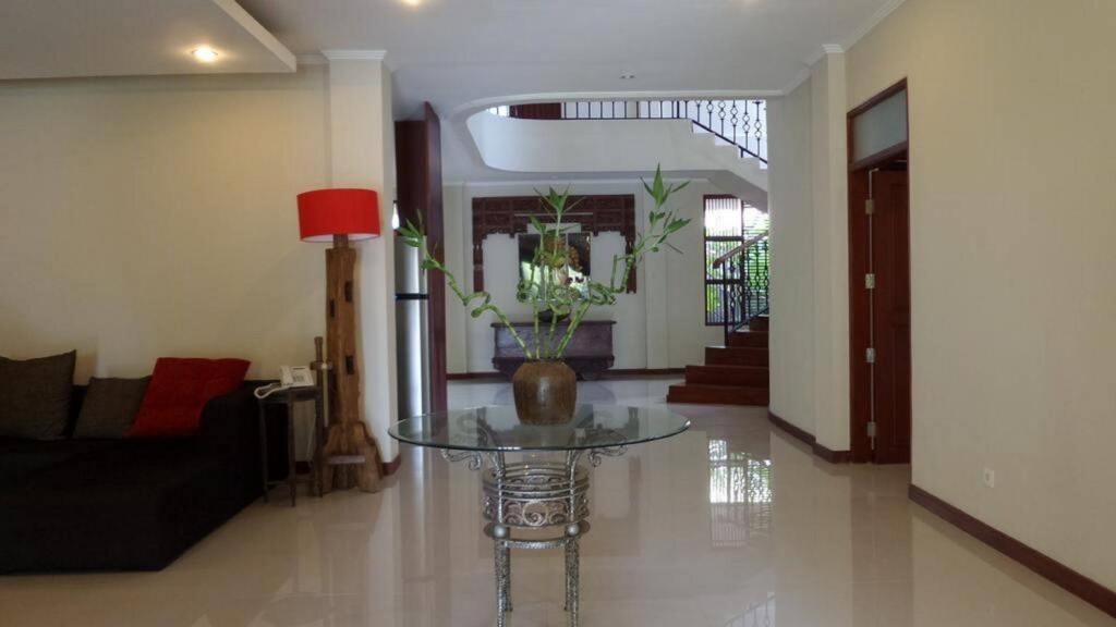 Табанан: Villa Tantri