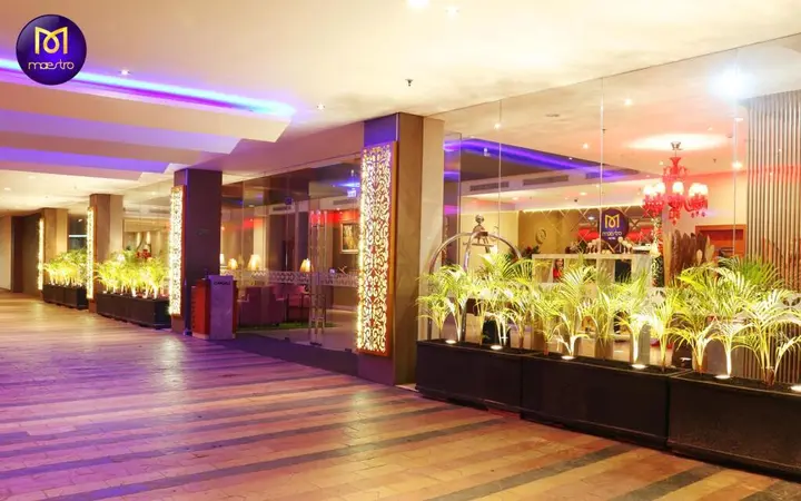 Понтианак: Maestro Hotel Kota Baru