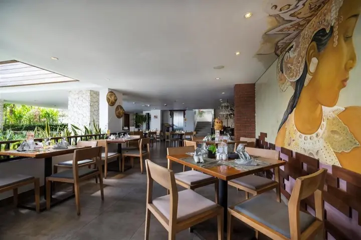 Керобокан: d’primahotel Petitenget Seminyak