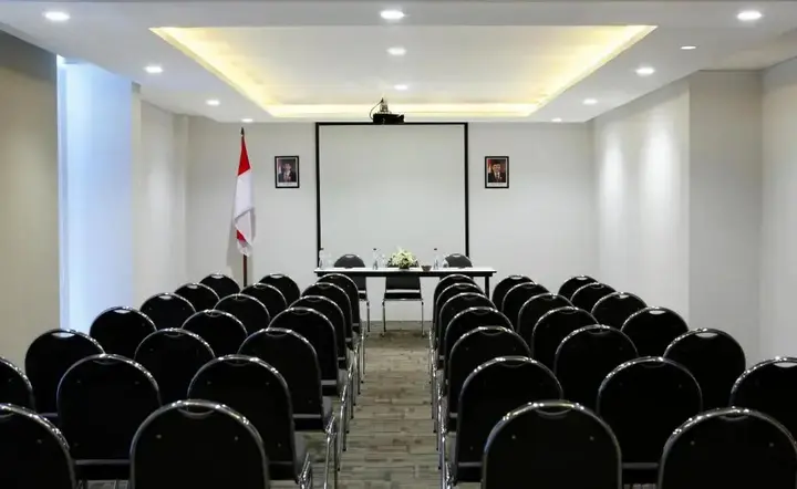 Керобокан: d’primahotel Petitenget Seminyak