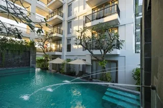 Керобокан: d’primahotel Petitenget Seminyak