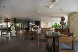 Керобокан: d’primahotel Petitenget Seminyak