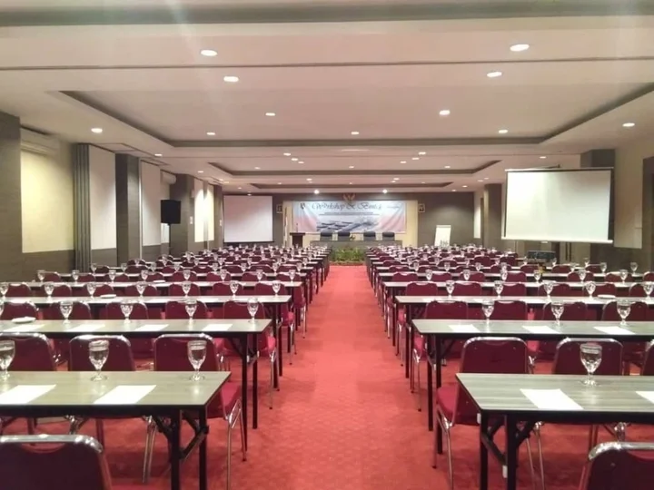 Семаранг: Hotel Candi Indah - Akpol Semarang