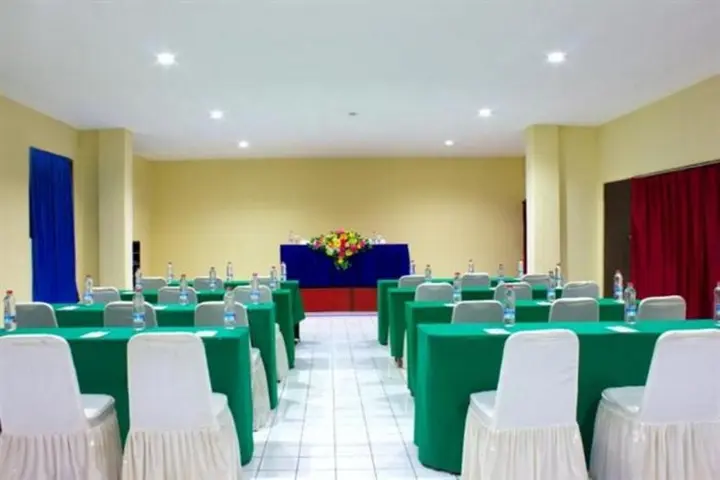 Соронг: Hotel Mariat Sorong