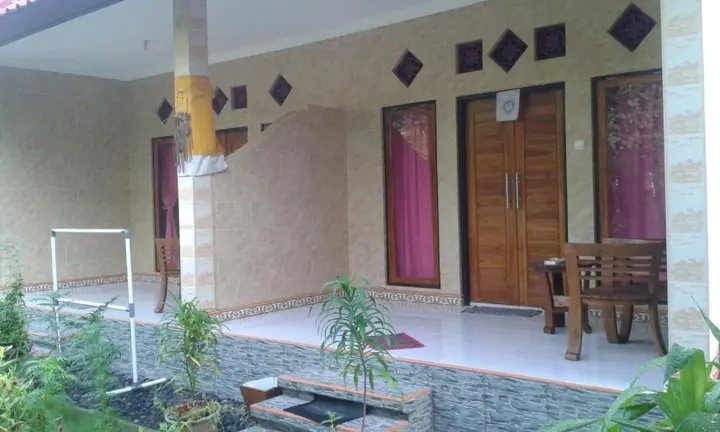 Лембонган-Айленд: Risna Homestay