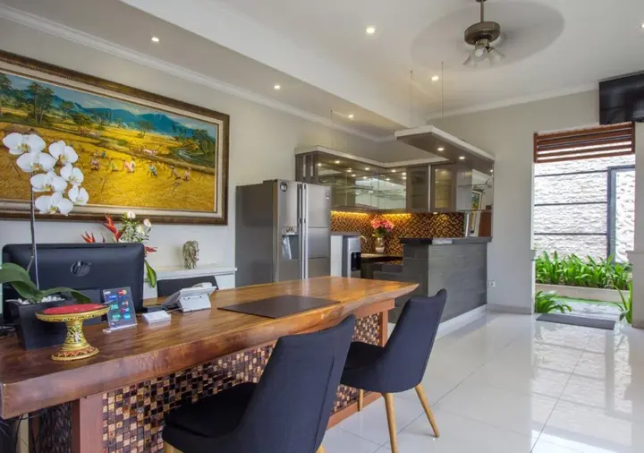 Кута: The Banyumas Suite Villa Legian
