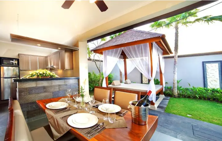 Кута: The Banyumas Suite Villa Legian