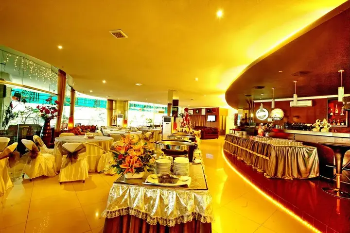 Семаранг: Candiview Hotel