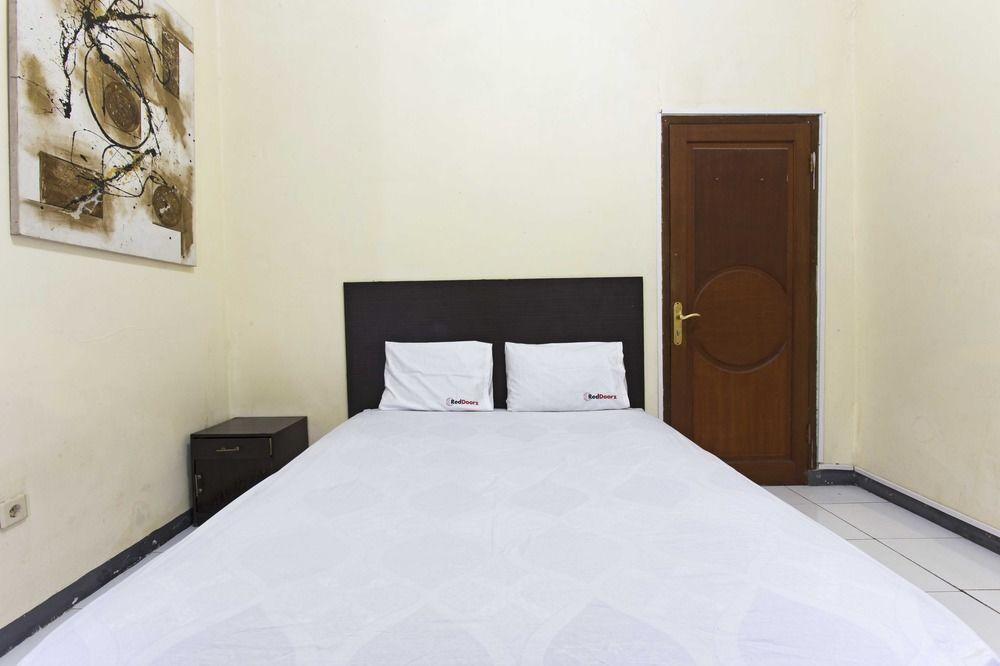 Джакарта: RedDoorz Kemang Ampera