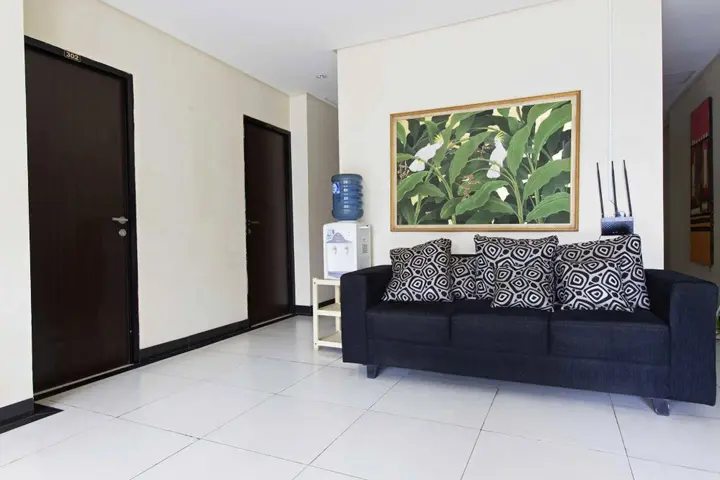Джакарта: RedDoorz @ Taman Kebon Sirih