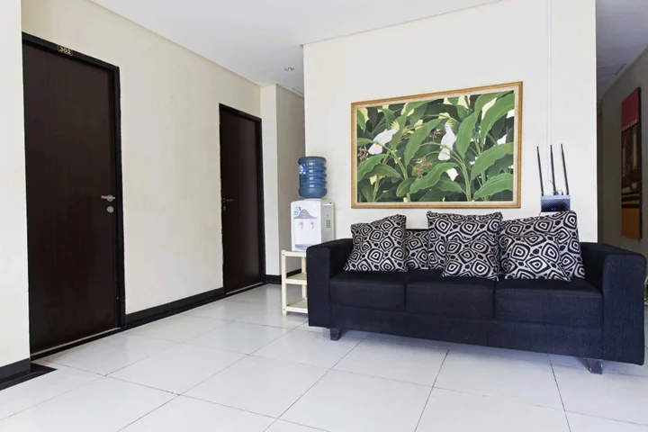 Джакарта: RedDoorz @ Taman Kebon Sirih