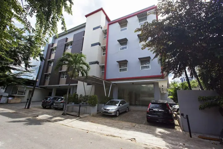 Джакарта: RedDoorz @ Taman Kebon Sirih
