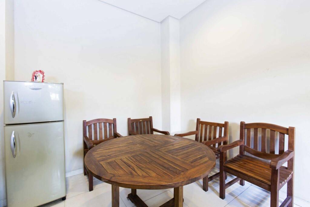 Джакарта: RedDoorz @ Taman Kebon Sirih