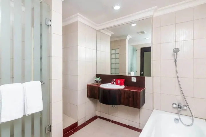 Кута: RedDoorz @ Melasti Lebak Bene