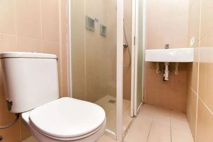 Кута: RedDoorz near Legian Street