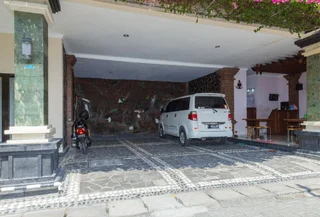 Кута: RedDoorz @ Raya Kubu Anyar