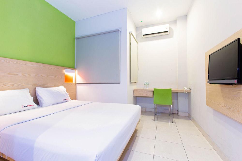 Джакарта: LeGreen Suite Senayan