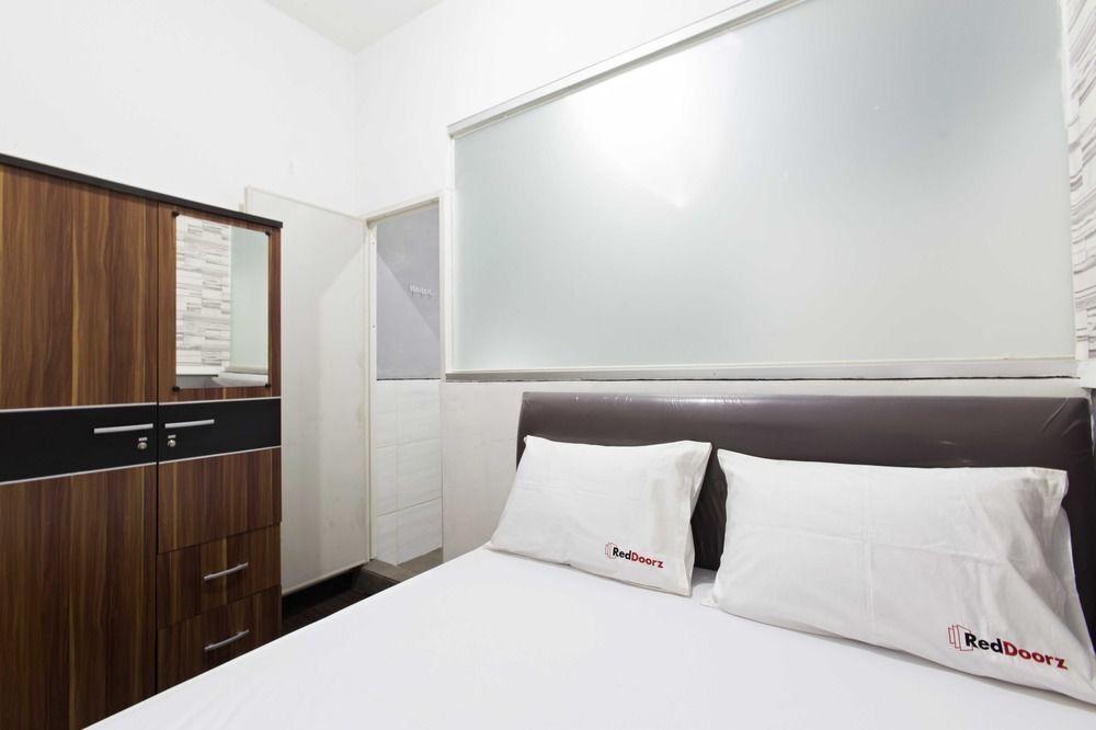 Джакарта: RedDoorz near Asemka