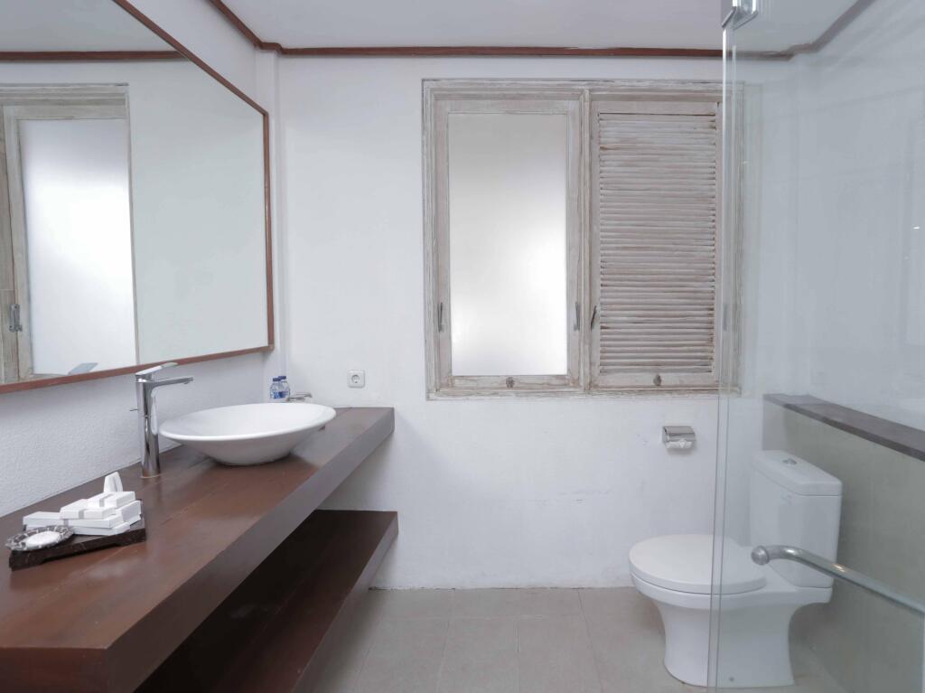 RedDoorz Plus @ Umalas Kerobokan — фото 5