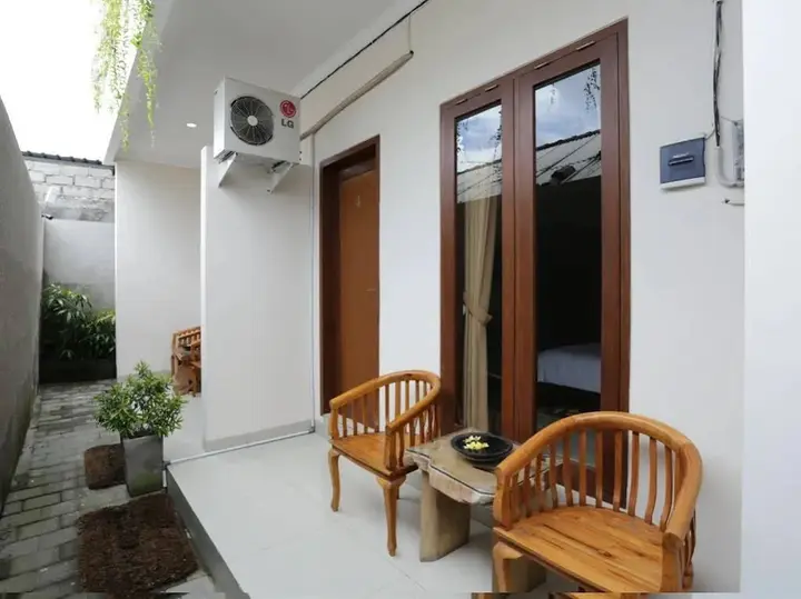 Кута: RedDoorz @ Mahendradatta Selatan